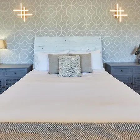 Host & - The Stables * Yarm