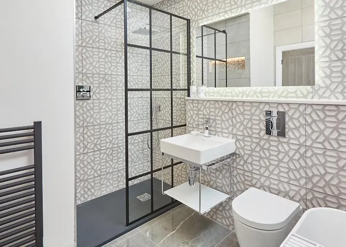 Host & - The Stables 펜션 얌