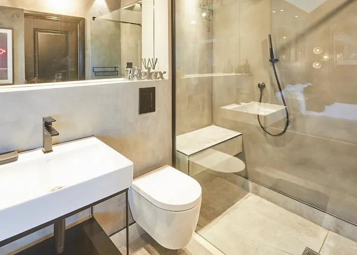 Host & - The Stables 펜션 *